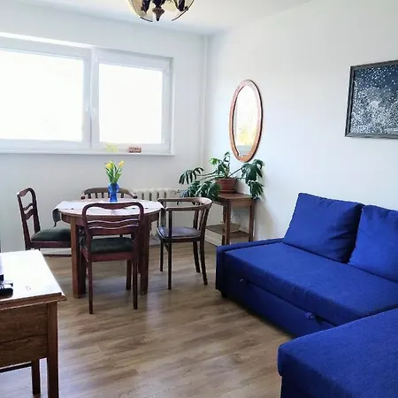 Roomsy Kolobrzeska Апартаменты *